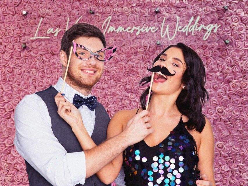 Las Vegas: Haunted House Wedding Ceremony + Photography - How the $299 price works for a group