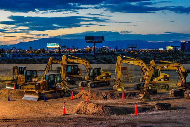 Las Vegas Heavy Equipment Playground: Dig, Push, and Play! - What happens at Dig This Las Vegas