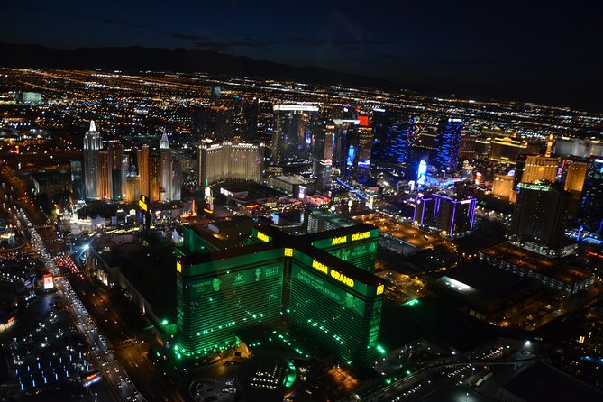 Las Vegas Helicopter Night Strip Flight Tour with Optional Dinner - Seating, weight rules, and getting the best view