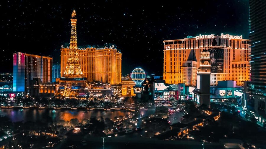 Las Vegas: Helicopter Tour of the Strip with Window Seats - Quick facts about the Strip flight