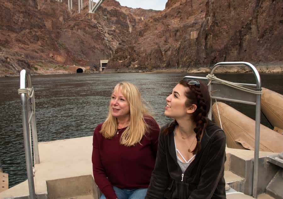 Las Vegas: Hoover Dam Tour and Rafting Adventure - Who should book this tour