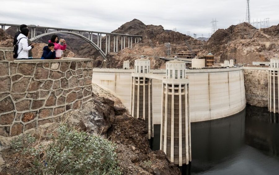 Las Vegas: Hoover Dam Tour with American-Style Hot Breakfast - Timing, group size, and the feel of the day