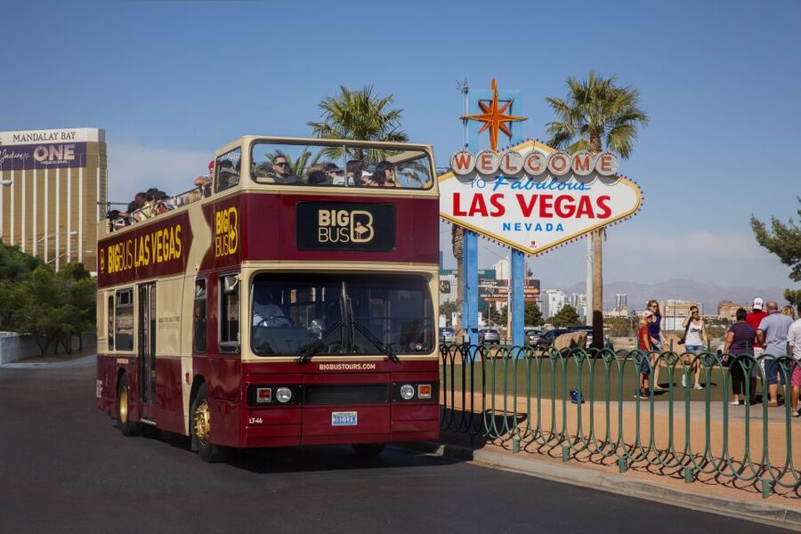 Las Vegas: Hop-on Hop-off Sightseeing Tour by Open-Top Bus - Why this bus is useful on a first Las Vegas visit