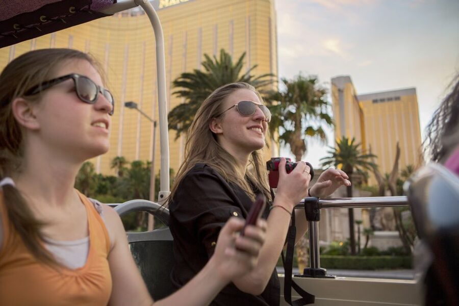 Las Vegas: Hop-on Hop-off Sightseeing Tour by Open-Top Bus - Downtown, the Arts District, and the Mob Museum