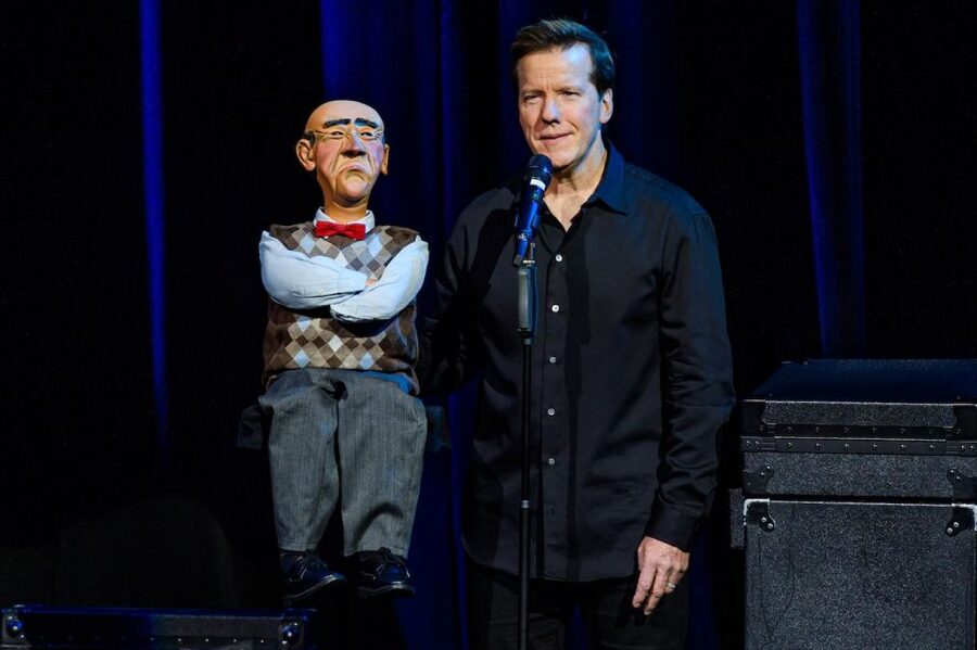 Las Vegas: Jeff Dunham - Artificial Intelligence - What Jeff Dunham’s Las Vegas show is really like