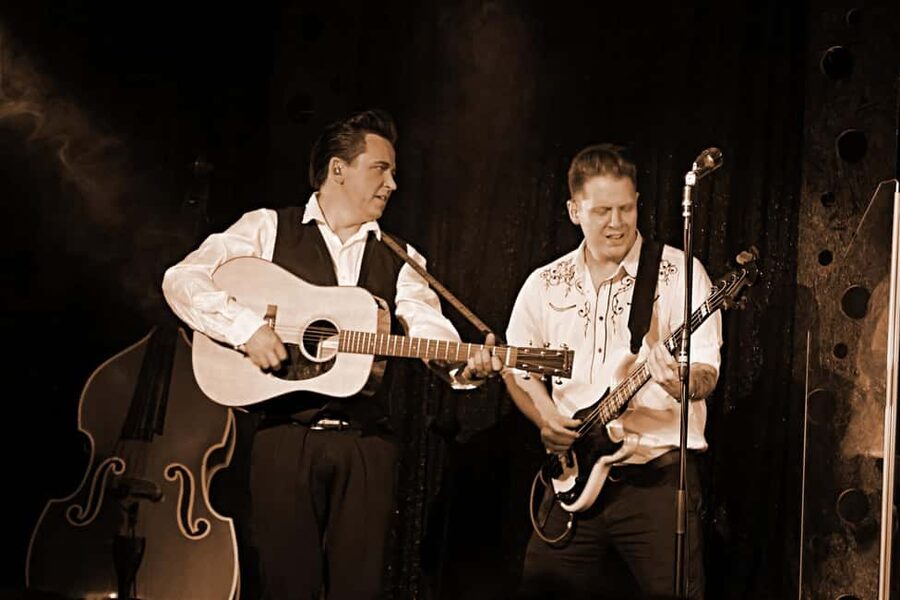 Las Vegas: Johnny Cash Tribute Show - Timing, transport, and practical details