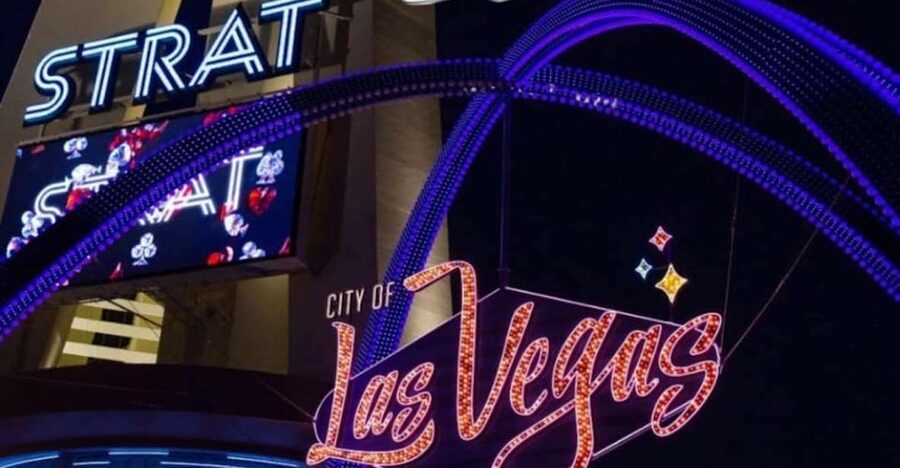 Las Vegas: L.A. Comedy Club at the STRAT Entry Ticket - A comedy club inside The STRAT
