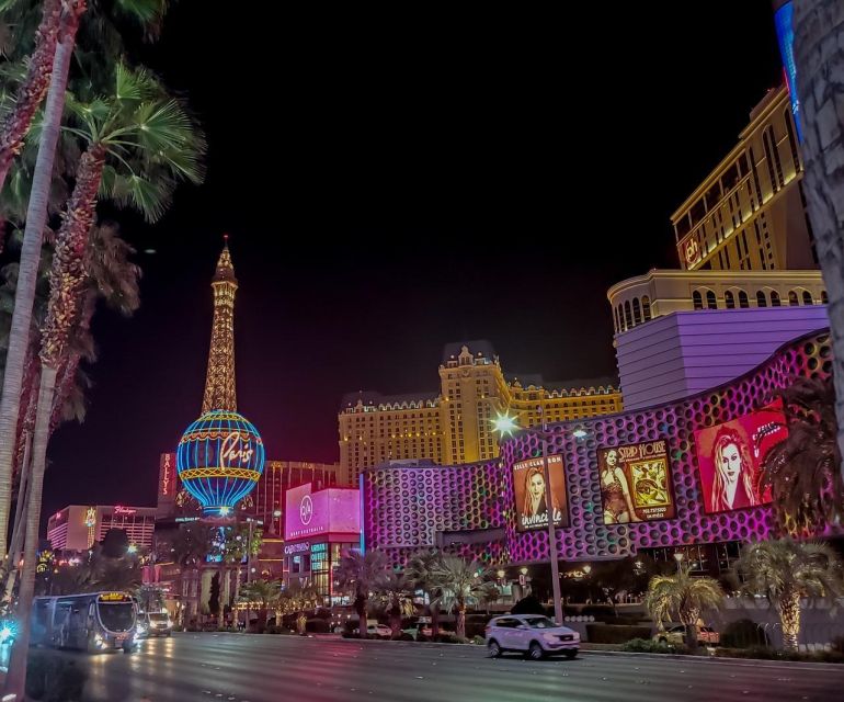 Las Vegas: Las Vegas Strip Night Tour en Español - Bellagio fountains after dark