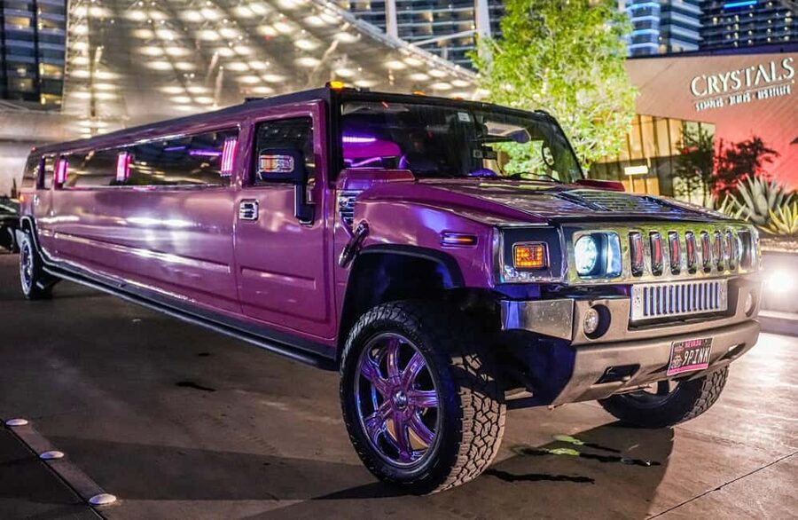 Las Vegas Limo Tour with Champagne and Nightclub Entry - A polished start at your Las Vegas hotel