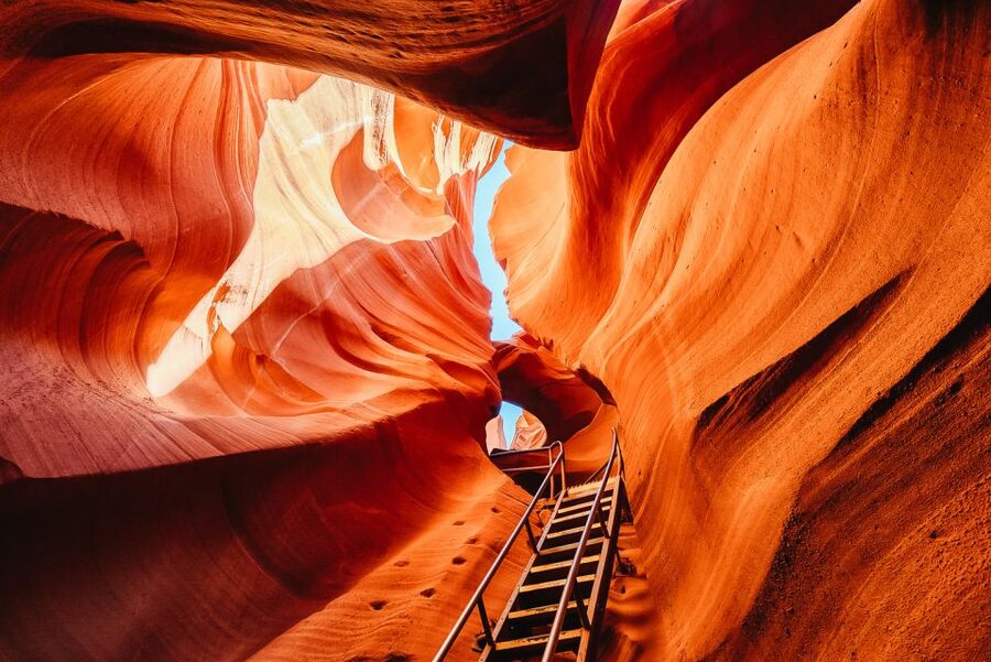 Las Vegas: Lower Antelope Canyon & Horseshoe Bend w/ Lunch - Lake Powell and Glen Canyon Views
