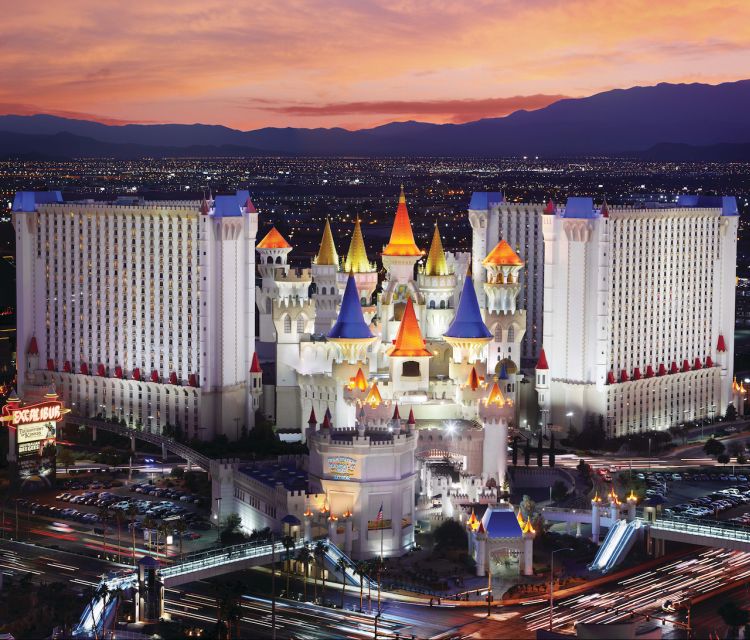 Las Vegas: Mac King Comedy Magic Show at Excalibur - Entering Excalibur for the Performance
