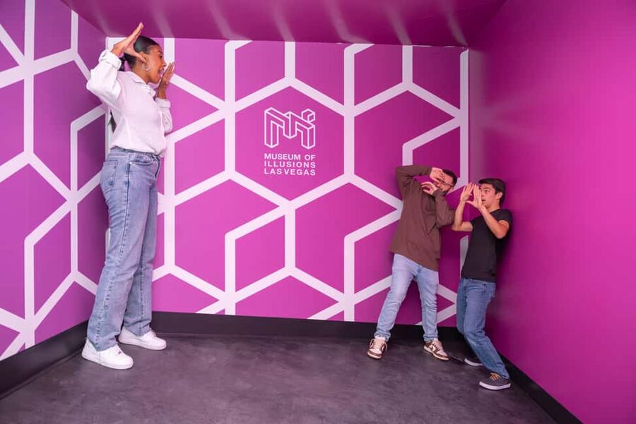 Las Vegas: Museum of Illusions Entry Ticket - Should you book Museum of Illusions Las Vegas?