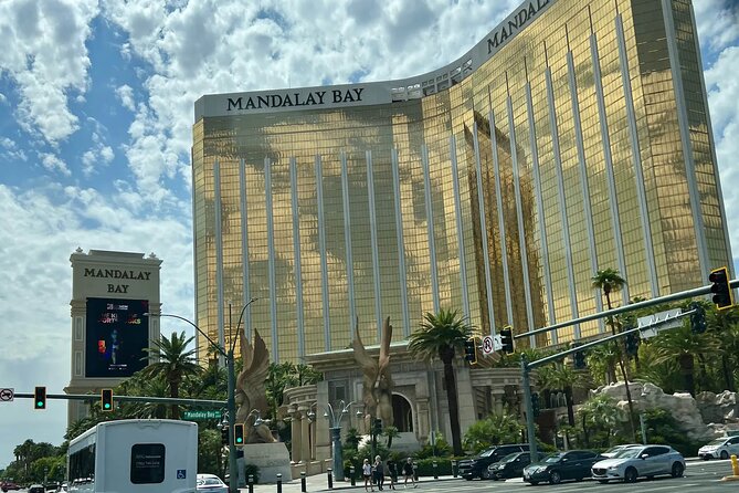 Las Vegas Neon and Secrets: Self-Guided Audio Tour - The High Roller and the view from above