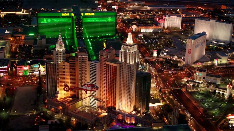 Las Vegas: Night Helicopter Flight over Las Vegas Strip - The 10-minute flight: short, bright, and packed