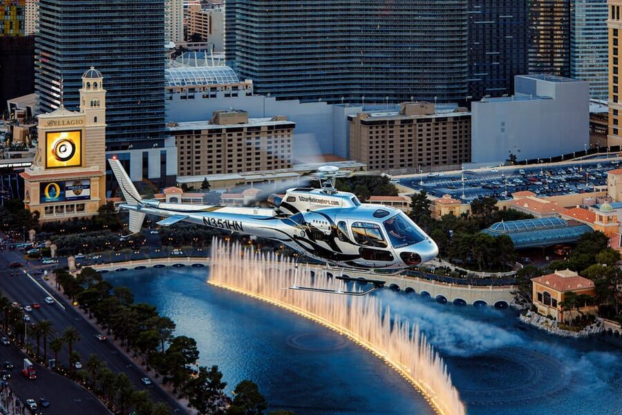 Las Vegas: Nighttime Helicopter Flight over the Strip - Fremont Street and the older center of Las Vegas