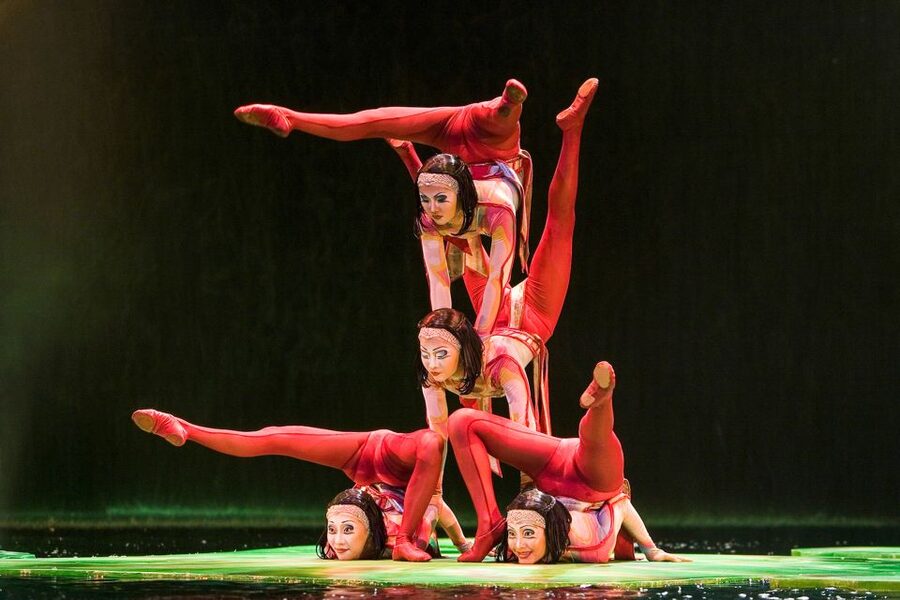 Las Vegas: “O” by Cirque du Soleil at Bellagio - Should you book O?