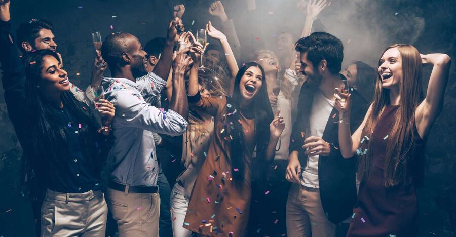 Las Vegas: Party Bus Nightlife Guided Tour - Starting at Flanker Sports Bar in Mandalay Bay
