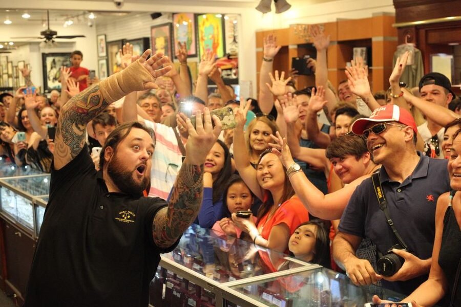 Las Vegas: Pawn Stars, Counts Kustoms, Shelby American Tour - Key points at a glance