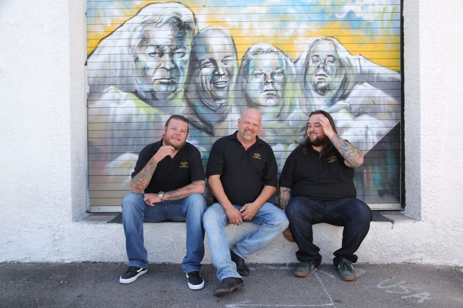 Las Vegas: Pawn Stars, Counts Kustoms, Shelby American Tour - Gold & Silver Pawn Shop and Pawn Plaza