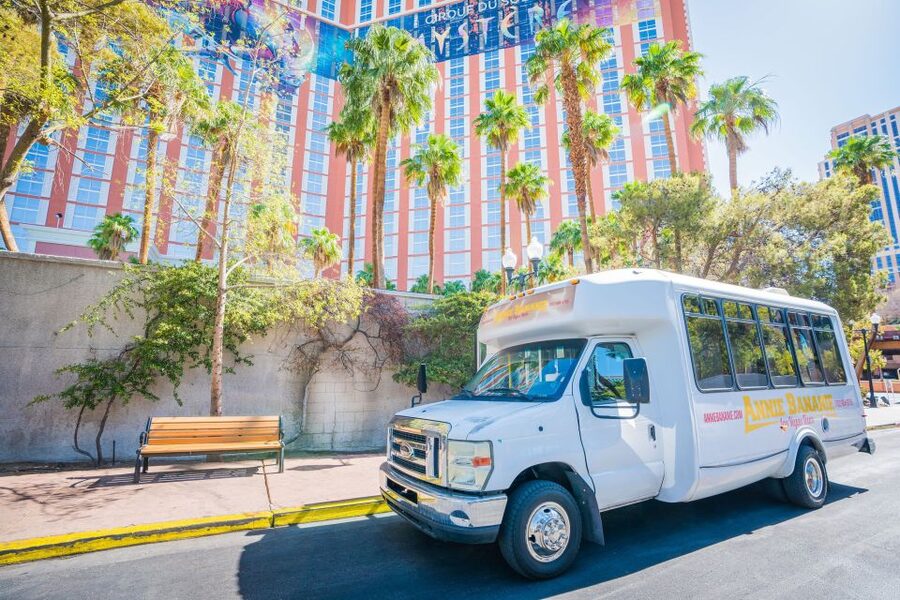 Las Vegas: Pawn Stars, Counts Kustoms, Shelby American Tour - VIP upgrades and star appearances