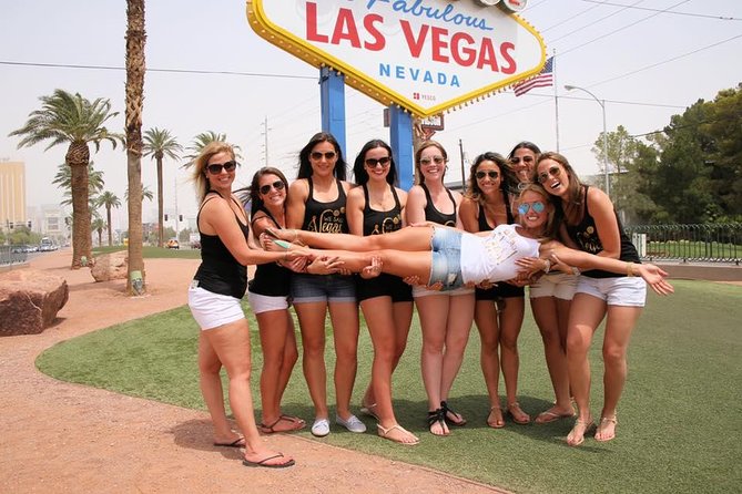 Las Vegas Photo Tour by Luxurious Vehicle - Why this works better than a standard sightseeing tour
