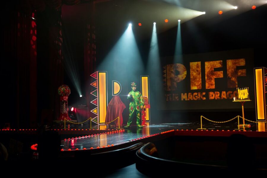 Las Vegas: Piff the Magic Dragon Show at the Flamingo - Booking advice for a $42 ticket
