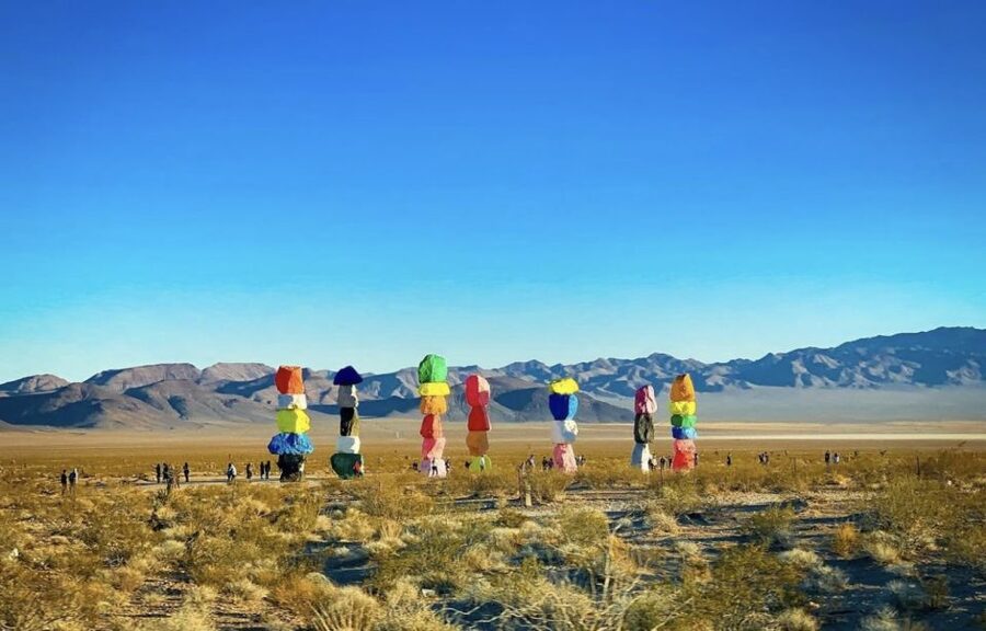 Las Vegas: Private 7 Magic Mountains and Vegas Sign Car Trip - What the $46 price really buys you