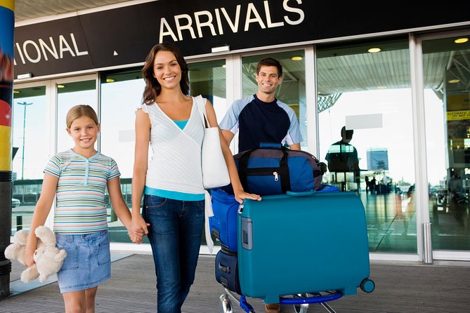 Las Vegas Private Airport Roundtrip Transfer - Meeting your driver at Harry Reid Airport