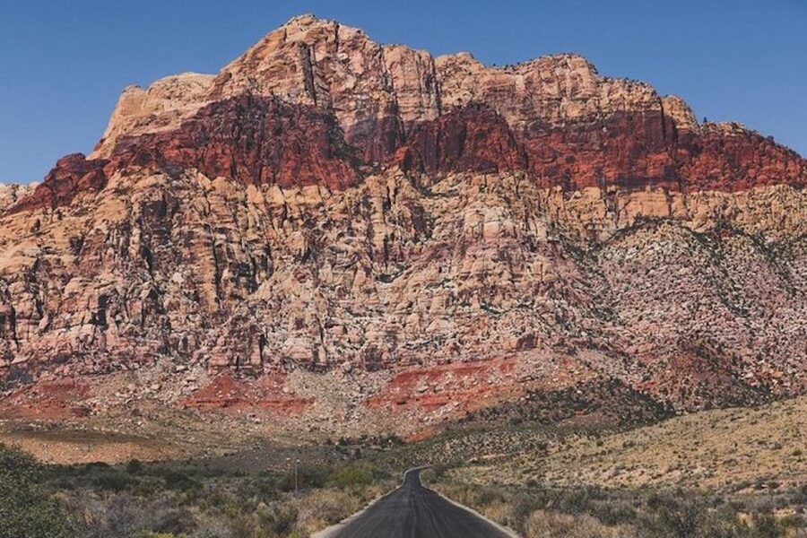 Las Vegas: Red Rock Canyon and Las Vegas Strip Trike Tour - What the three-hour schedule gives you