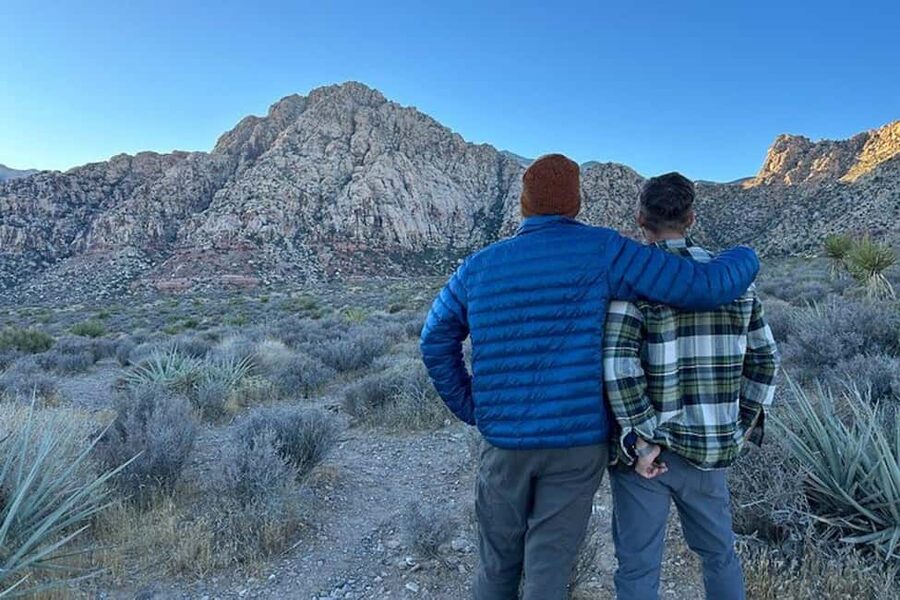 Las Vegas: Red Rock Canyon Guided Hike with Pickup - Leaving the Strip for Red Rock Canyon