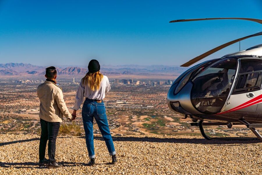 Las Vegas: Red Rock Canyon Helicopter Landing Tour - The pilots make a real difference