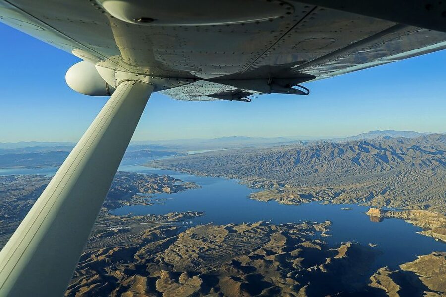 Las Vegas: Roundtrip Flight to Grand Canyon & Hummer Tour - Why flying beats a long road transfer