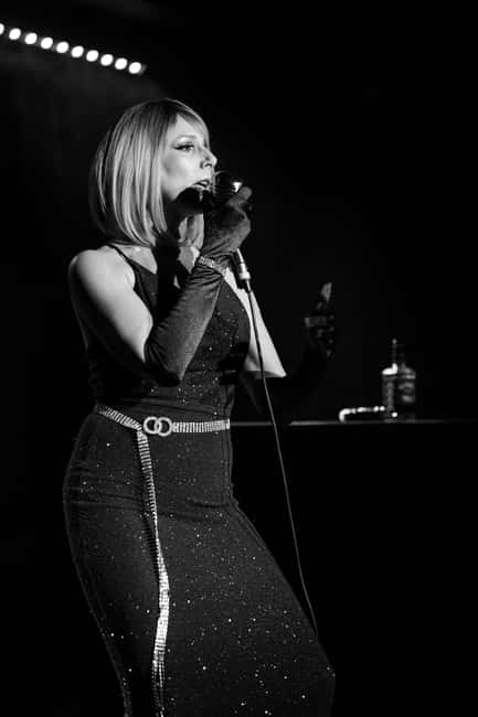 Las Vegas: Sinatra Live! - Tribute to Frank Sinatra - Timing, meeting point, and planning your evening