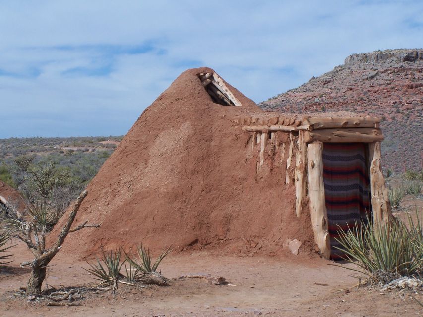 Las Vegas: Small Group Grand Canyon Skywalk, Hoover Dam Tour - Lunch with time to look around Eagle Point