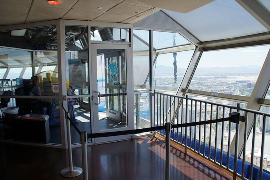 Las Vegas: STRAT SkyJump Ticket - Who should book the STRAT SkyJump?