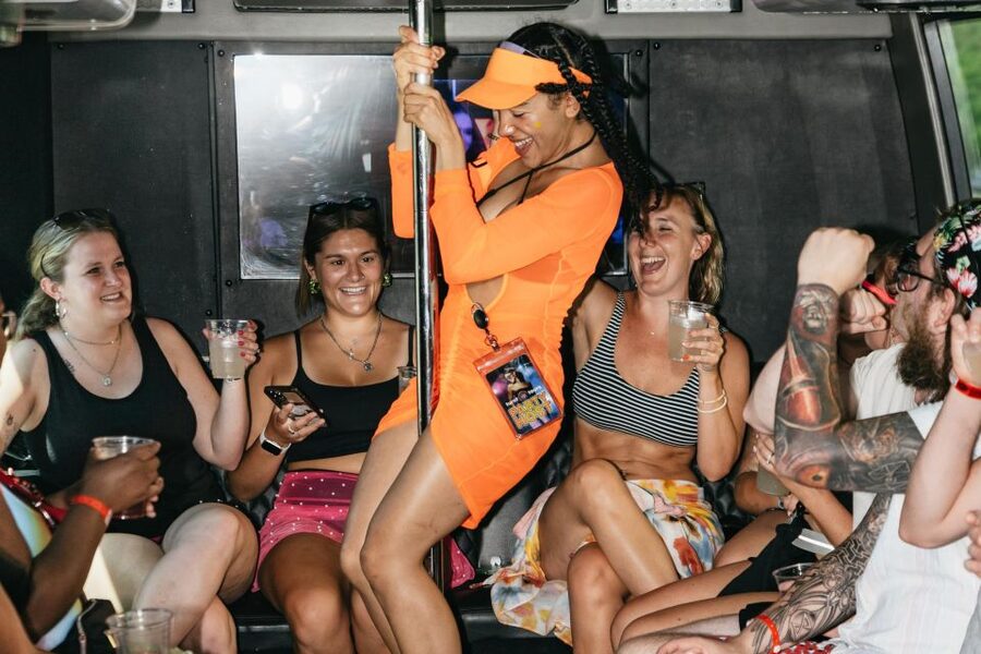 Las Vegas Strip: 3-Stop Pool Party Crawl with Party Bus - Should you book the Las Vegas pool party crawl?