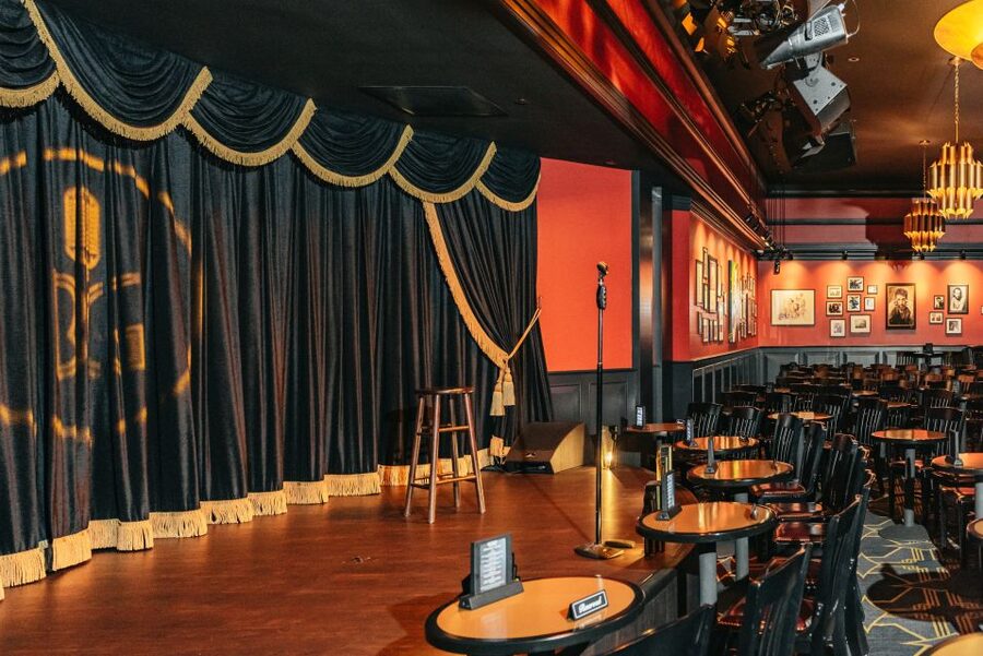 Las Vegas Strip: Brad Garrett’s Comedy Club at MGM Grand - The Brad Garrett question
