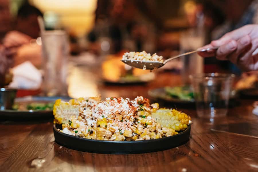 Las Vegas Strip: Foodie Walking Tour - Five celebrity-chef stops along the Las Vegas Strip
