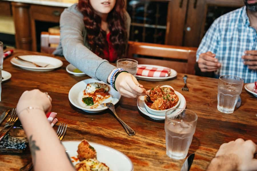 Las Vegas Strip: Foodie Walking Tour - When to book this tour during your Las Vegas stay