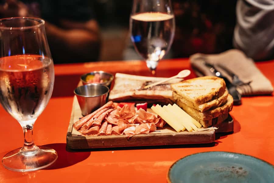 Las Vegas Strip: Foodie Walking Tour - FAQ