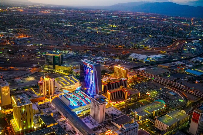 Las Vegas Strip Highlights by Helicopter at Night - Practical details that can save you trouble