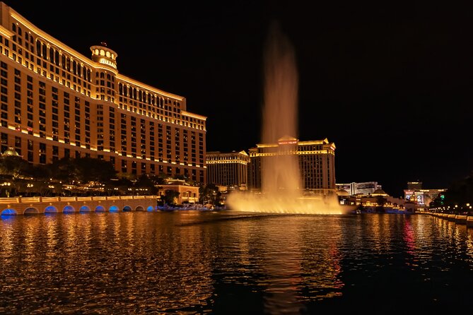 Las Vegas Strip Self-Guided Walking Audio Tour - New York-New York, Excalibur, and Luxor