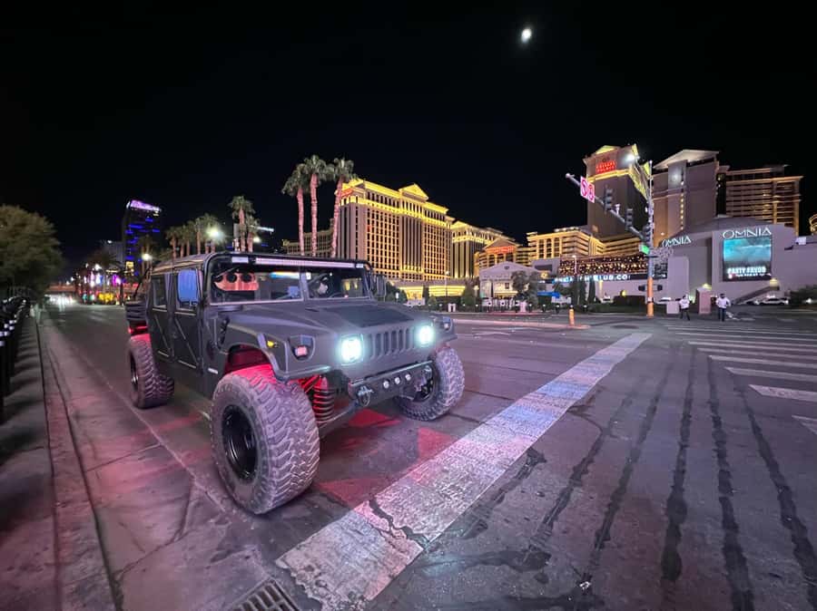 Las Vegas Strip Sightseeing Tour in a Military Hummer - Gold & Silver Pawn Shop and the Pawn Stars connection