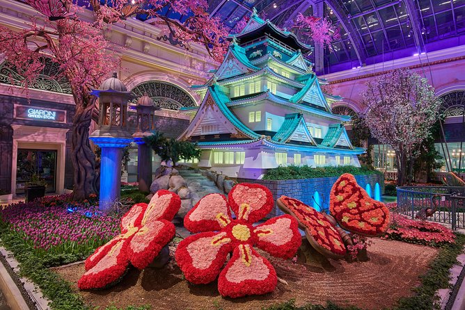 Las Vegas Strip Walking Tour - Bellagio’s Conservatory gives the walk a change of pace