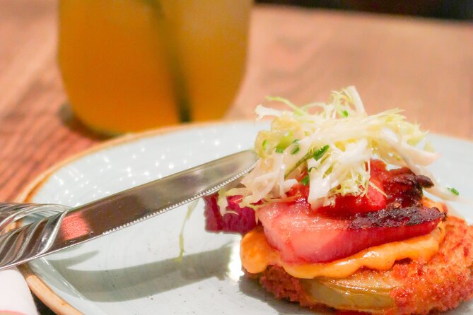 Las Vegas: The Strip's Celebrity Chefs Tour or Downtown Food Tour - Walking between casino restaurants