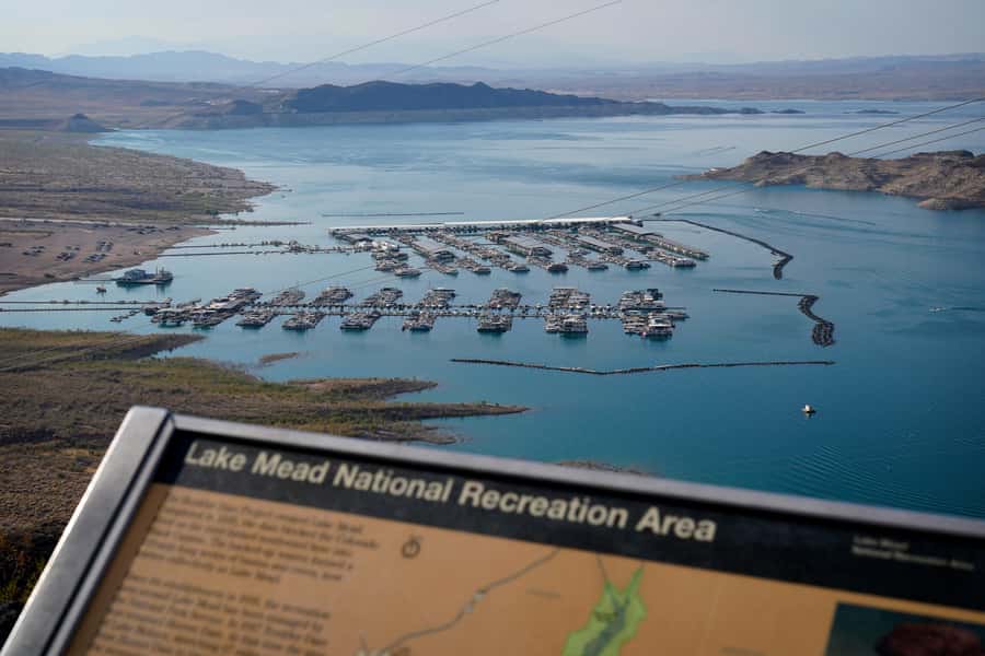 Las Vegas to Hoover Dam, The Express Experience - The gift shop is a practical final pause