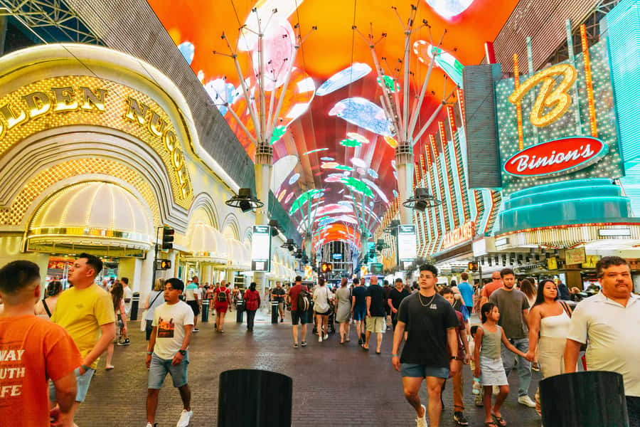 Las Vegas: Vegas After Dark Night Tour with Free Drink (21+) - Key points to know before booking