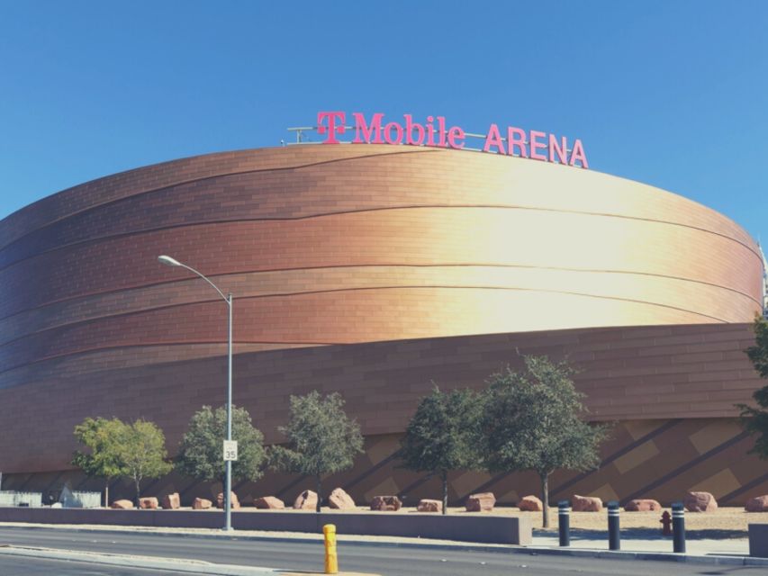 Las Vegas: Vegas Golden Knights Ice Hockey Game Ticket - Arriving at T-Mobile Arena