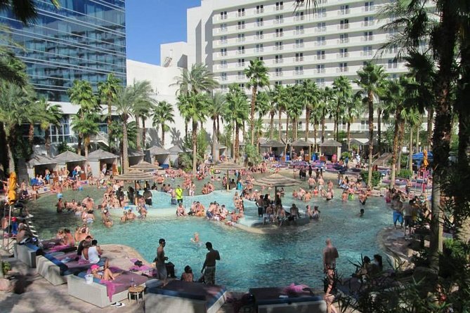 Las Vegas VIP Pool Party Tour - Timing, Crowds, and Heat