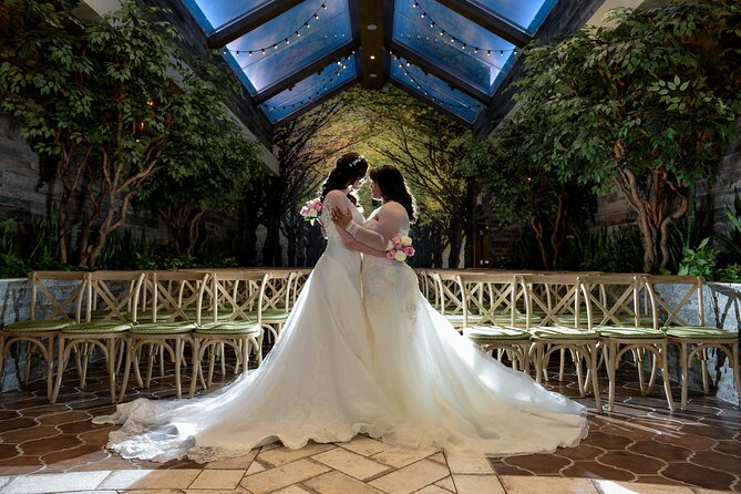 Las Vegas Vow Renewal Package - Flowers, photographs, and video after the vows